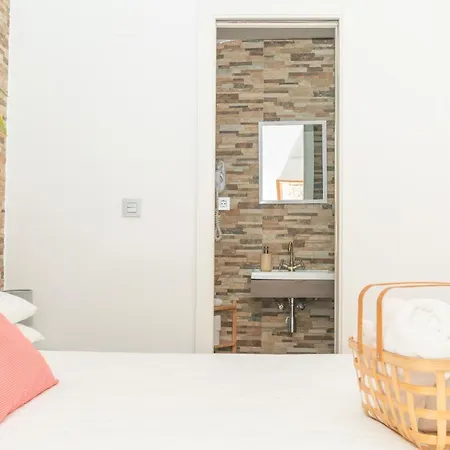 Picnic Dreams Boutique Hostel-2